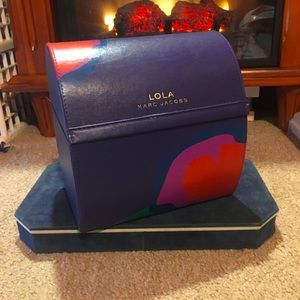 Lola Box